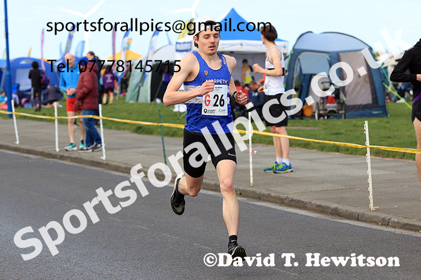 Senior mens Northern 12 Stage Road Relay, 2025 Northern 12 and 6 Stage Road Relays and Junior 5k, Redcar. Photo: David T. Hewitson/Sports for All Pics